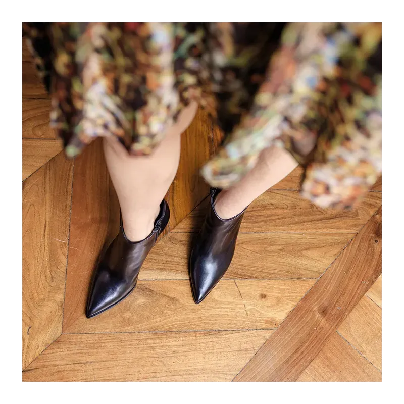 MZ boots Agatha Noir