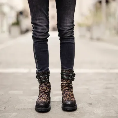 MZ boots Méra Léop