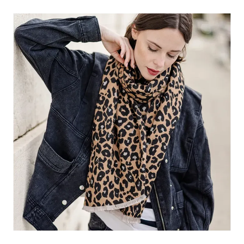 MZ foulard Vic Léop Camel