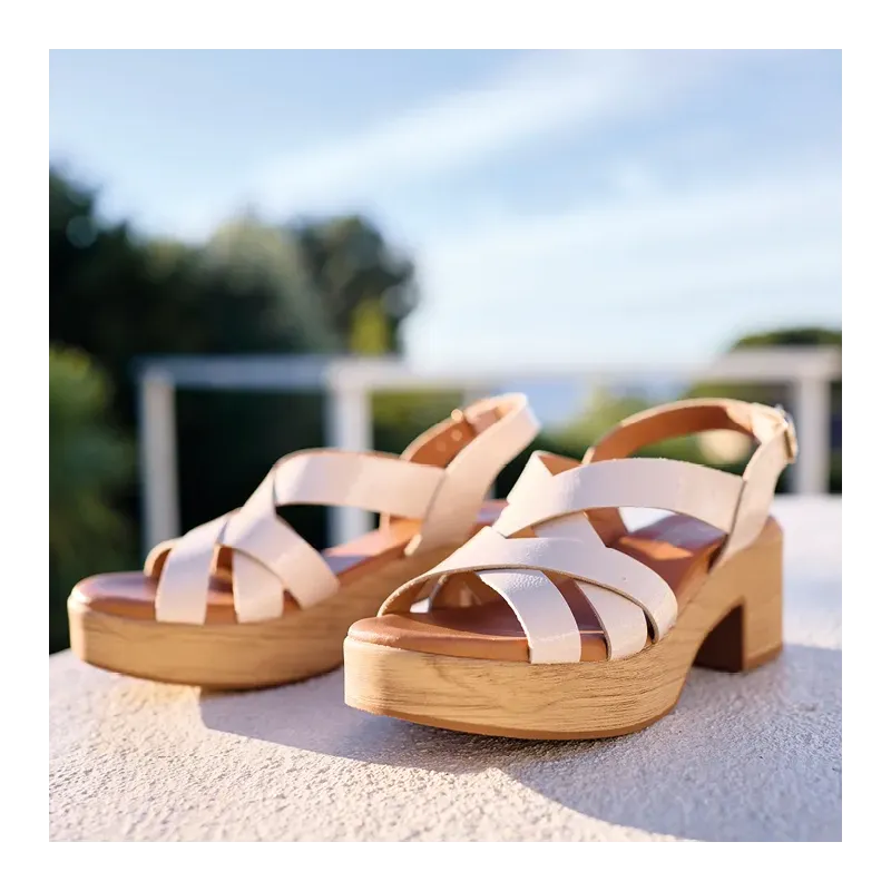 Mazélie sandales Carmen verni écru